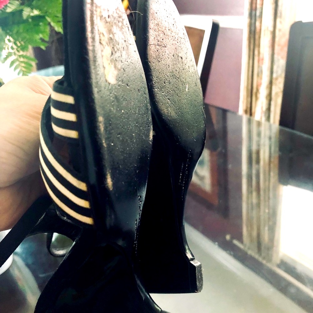 Ferragamo Shoes - Picture 6 of 6